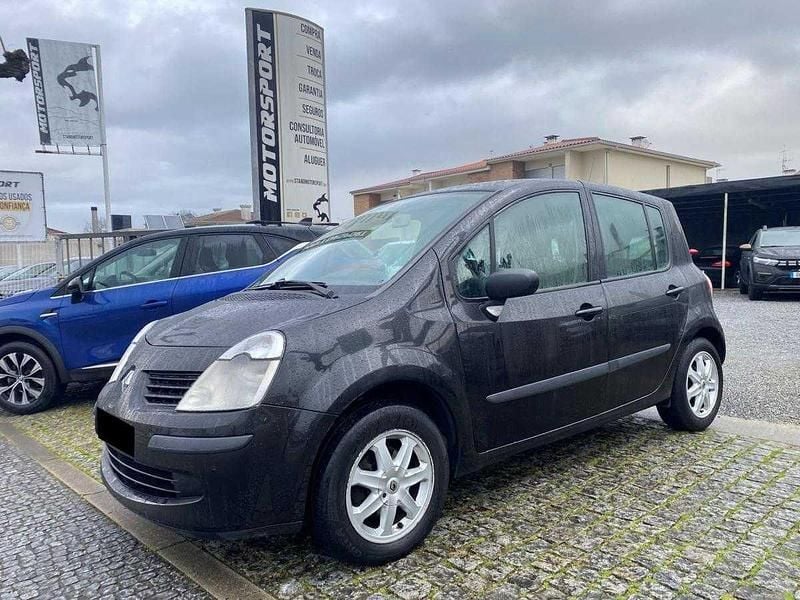Usado Renault Modus 70 HP (51 kW) 2006 Preto Monovolume