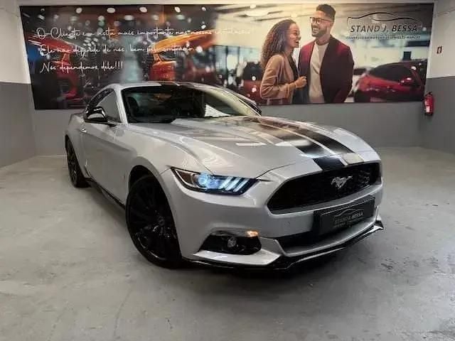 Usado Ford Mustang 314 HP (230 kW) 2017 Cinza antracite Coupé