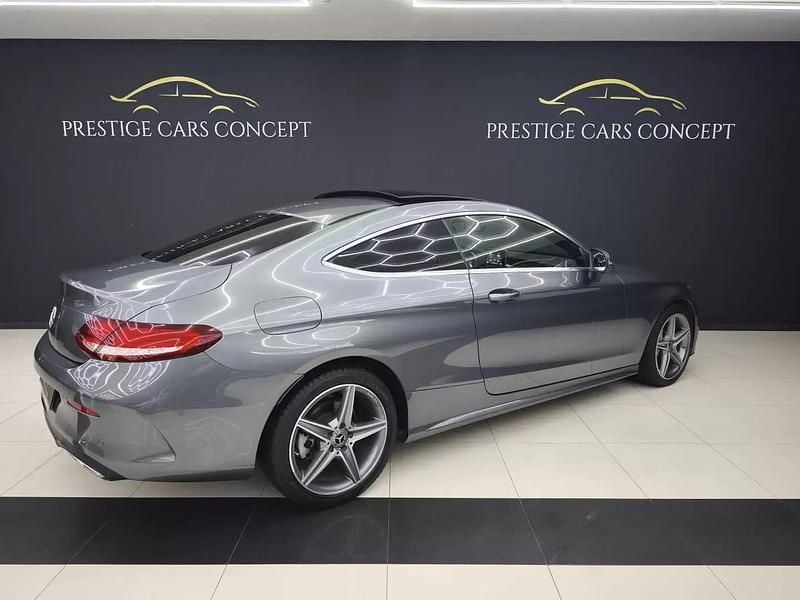 Usado Mercedes C220 AMG line 170 HP (125 kW) 2018 Cinza escuro Coupé