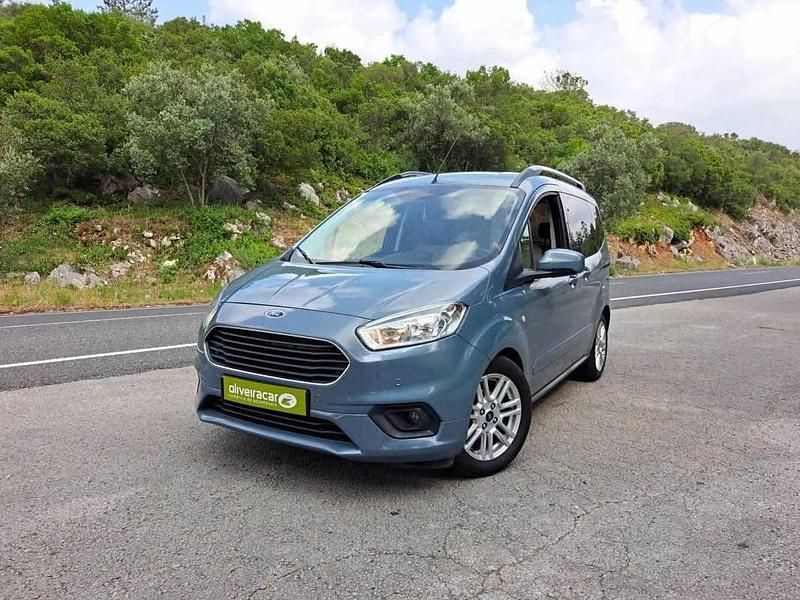 Azul Usado 2019 Ford Tourneo Courier Monovolume | € 12.450 (Preço justo) - Imagem 1/4