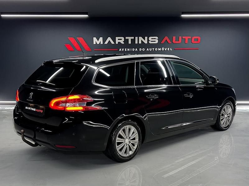 Usado Peugeot 308 SW 130 HP (95 kW) 2020 Preto Carrinha