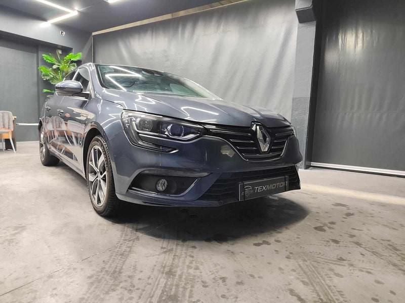 Usado Renault Mégane IV 110 HP (80 kW) 2016 Cinzento Citadino