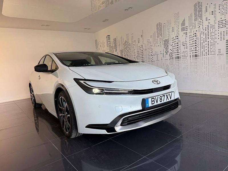 Usado Toyota Prius 220 HP (161 kW) 2025 Branco Citadino