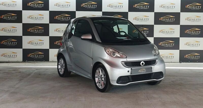 Cinza Usado 2012 Smart ForTwo Coupé Pure Coupé | € 9.000 (Caro) - Imagem 1/4