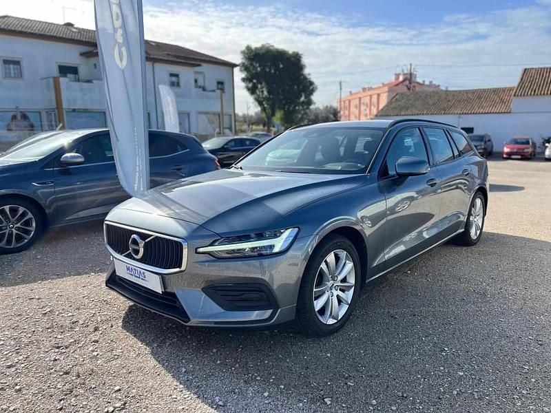 Cinzento Usado 2018 Volvo V60 Carrinha | € 20.900 (Preço justo) - Imagem 1/4