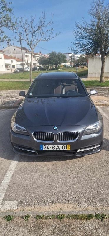 Cinzento Usado 2016 BMW 520 Carrinha | € 21.500 (Preço justo) - Imagem 1/4