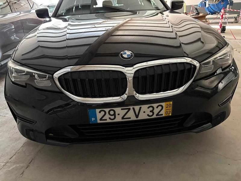 Preto Usado 2020 BMW 318 Carrinha | € 27.500 (Preço justo) - Imagem 1/4