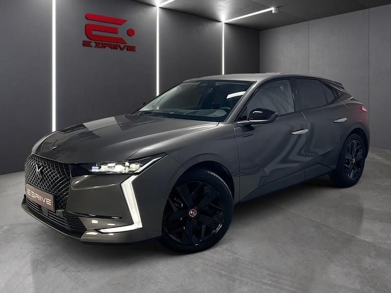Usado DS Automobiles DS4 Performance 130 HP (95 kW) 2023 Cinza SUV