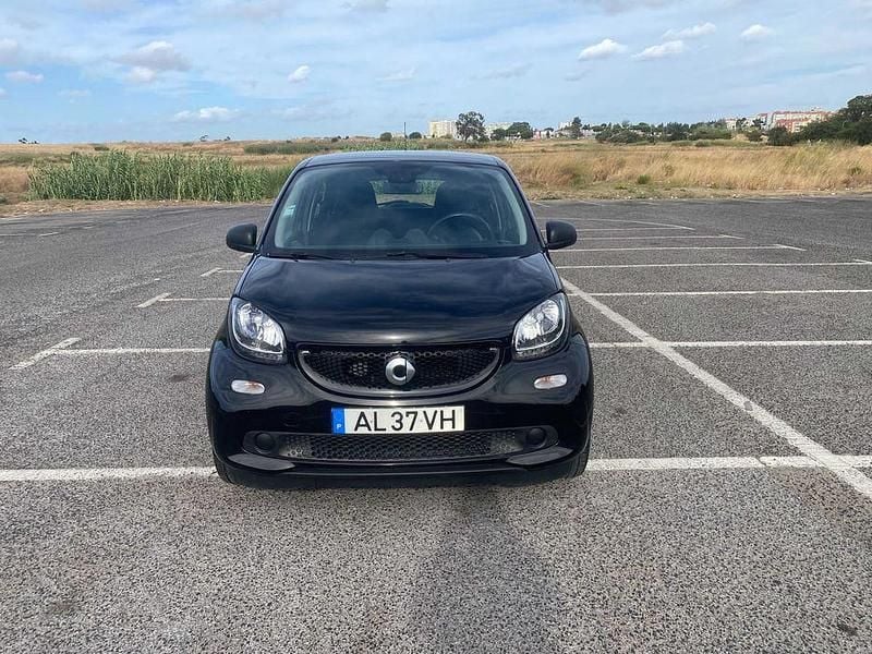 Usado 2017 Smart ForFour Passion Sedan | € 10.300 - Imagem 1/4