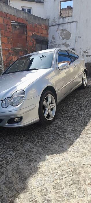 Usado 2004 Mercedes C220 | € 6.300 (Preço justo) - Imagem 1/4