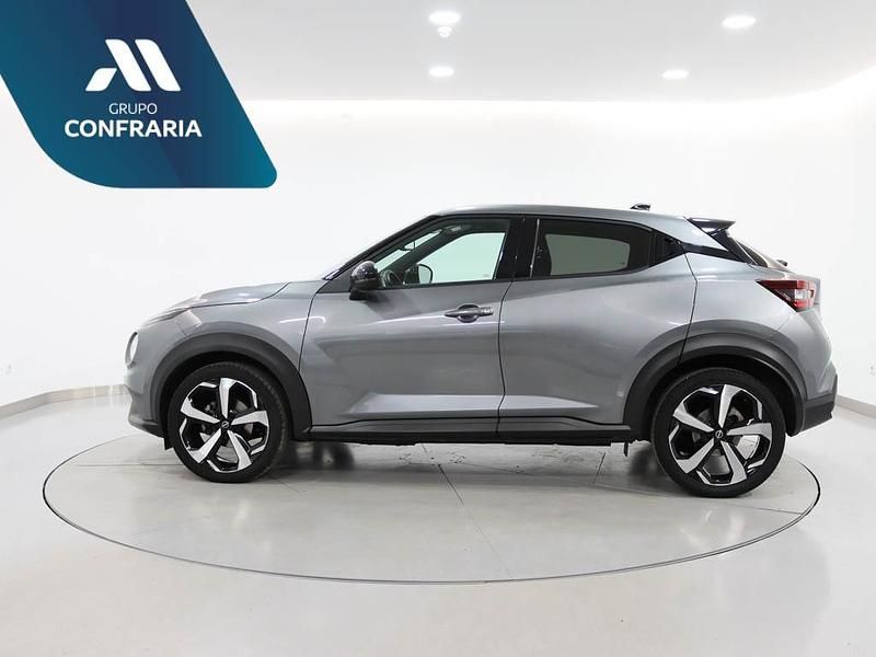 Usado Nissan Juke 114 HP (83 kW) 2022 Cinzento SUV