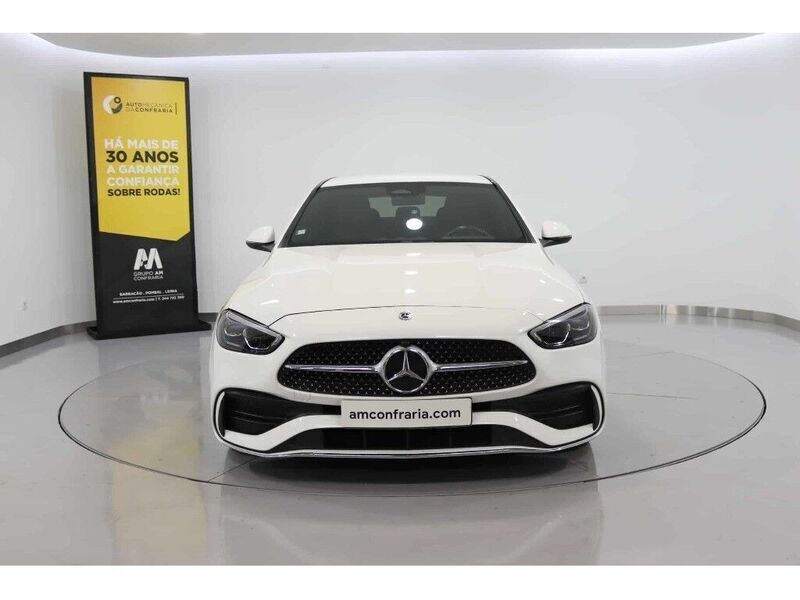 Branco Usado 2022 Mercedes C300 AMG line Sedan | € 46.980 (Preço justo) - Imagem 1/4