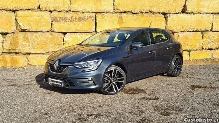 Usado Renault Mégane IV Intens 115 HP (84 kW) 2021 Cinza
