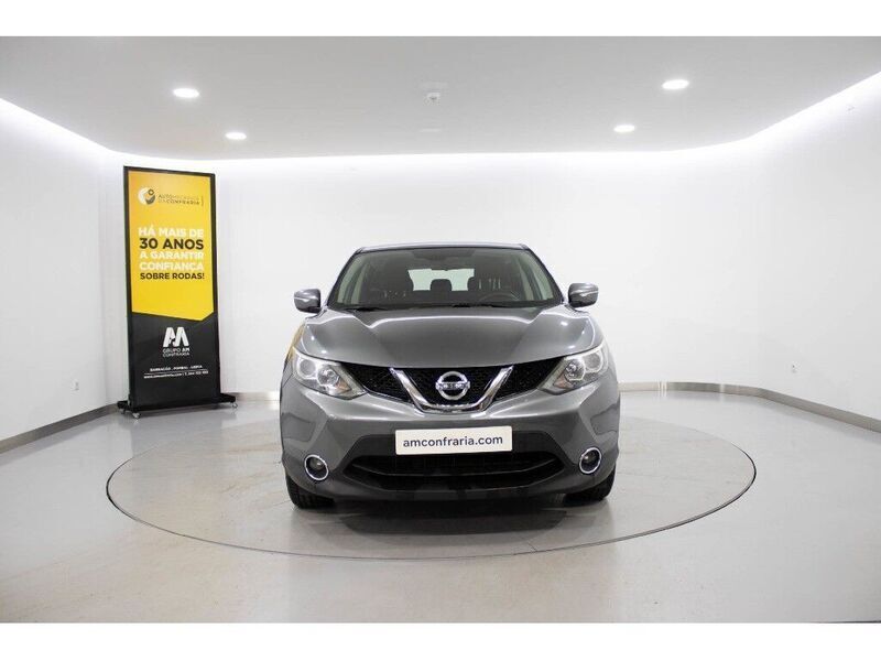 Cinzento Usado 2014 Nissan Qashqai Acenta SUV | € 13.980 (Preço justo) - Imagem 1/4