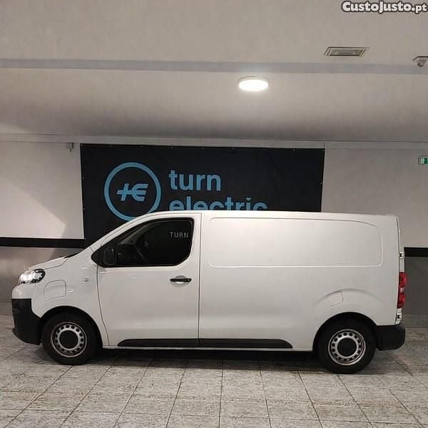 Usado Citroën e-Jumpy 100 kW (136 HP) 2023 Branco Monovolume