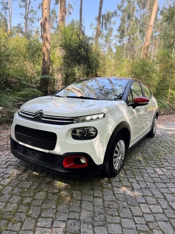 Branco Usado 2020 Citroën C3 Feel Citadino | € 9.999 (Bom preço) - Imagem 1/4