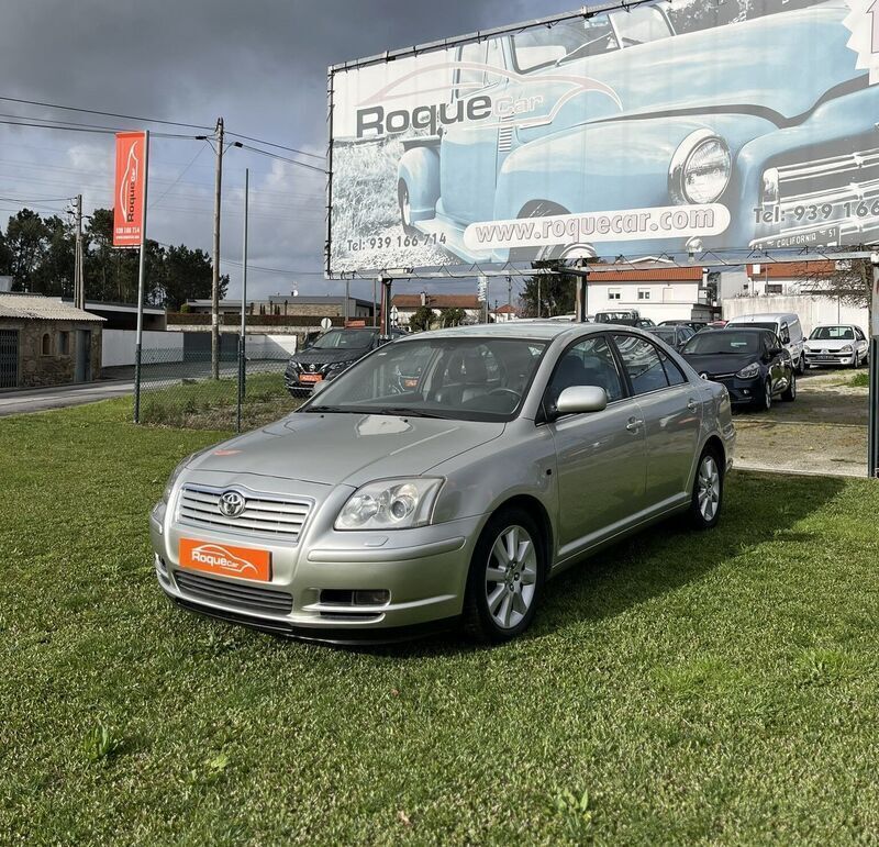 Cinzento Usado 2006 Toyota Avensis Carrinha | € 5.900 (Preço justo) - Imagem 1/4