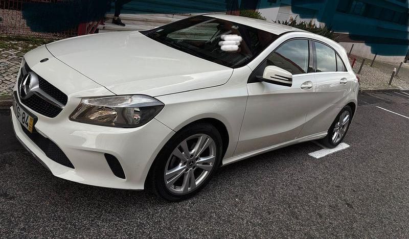 Usado Mercedes A160 90 HP (66 kW) 2017 Sedan
