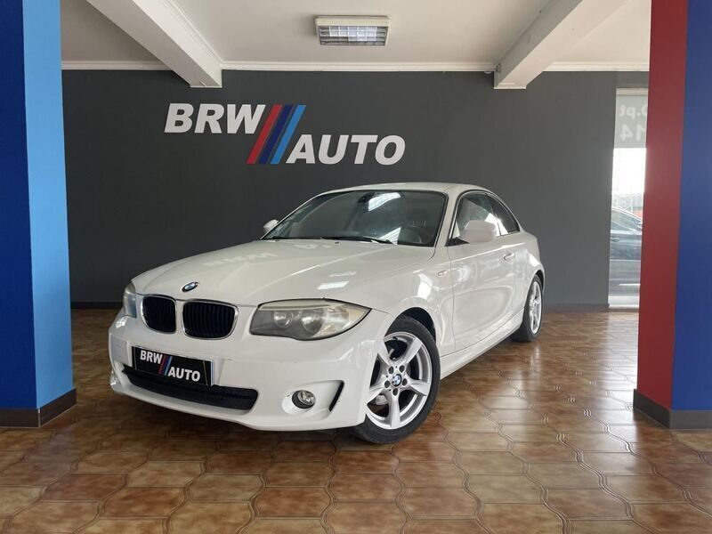 Usado BMW 118 Coupé 143 HP (105 kW) 2012 Branco Coupé