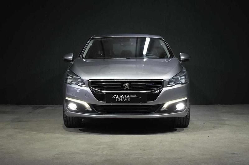 Usado Peugeot 508 120 HP (88 kW) 2015 Cinzento Sedan