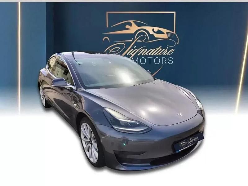 Cinza escuro Usado 2020 Tesla Model 3 Standard Range Plus Sedan | € 21.900 (Preço justo) - Imagem 1/4