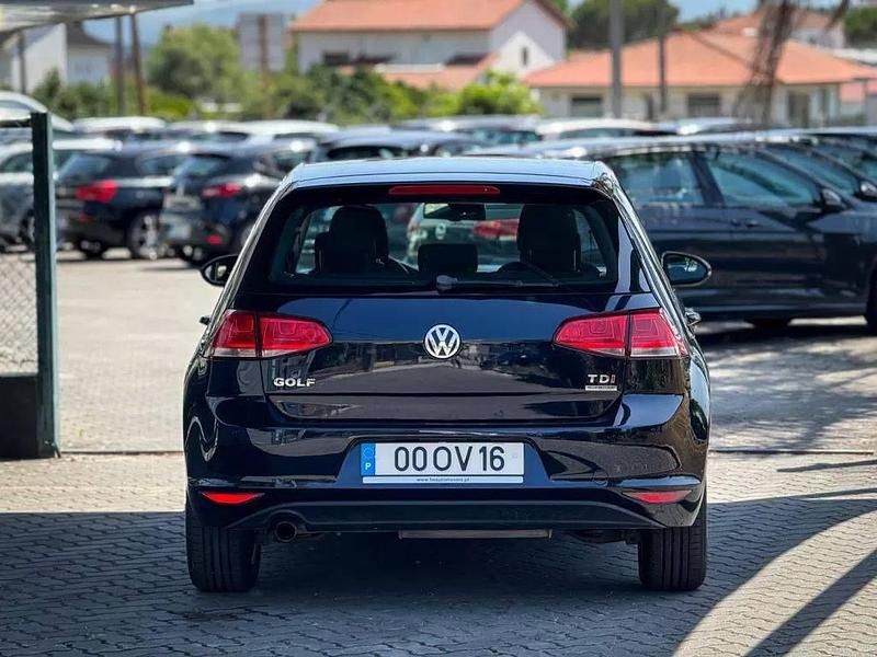 Usado VW Golf VII 105 HP (77 kW) 2014 Azul Citadino