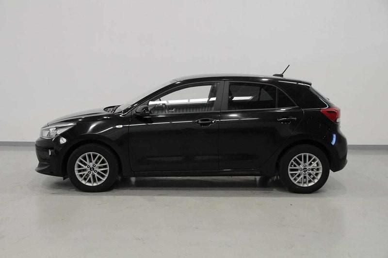 Usado Kia Rio 84 HP (61 kW) 2023 Preto Citadino