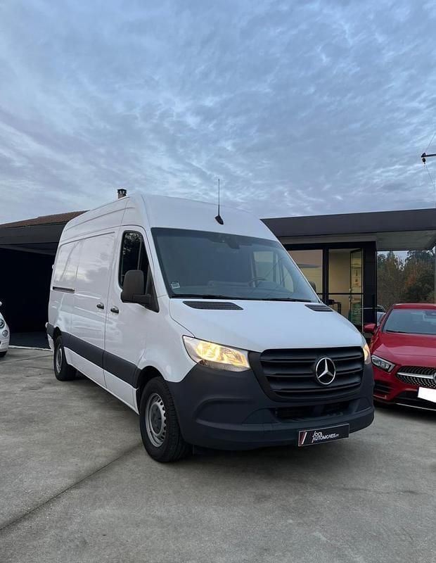 Usado 2022 Mercedes Sprinter Van | € 37.500 (Preço justo) - Imagem 1/4