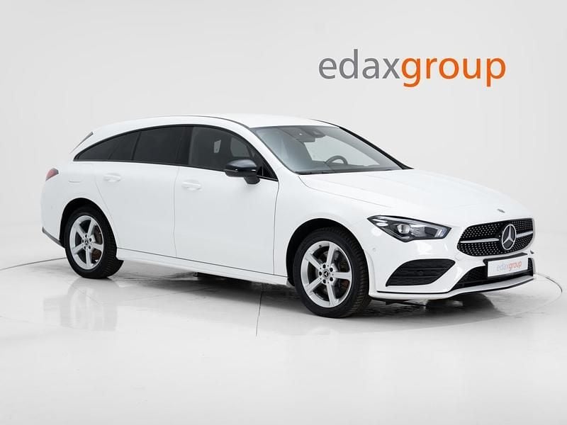 Usado Mercedes CLA250 Shooting Brake AMG line 160 HP (117 kW) 2022 Branco Carrinha