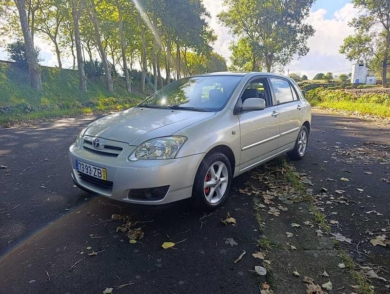 Usado 2004 Toyota Corolla Sedan | € 6.990 (Preço elevado) - Imagem 1/4