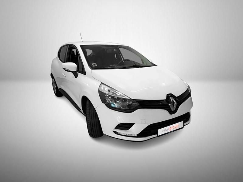 Branco Usado 2017 Renault Clio IV Zen | € 9.490 (Bom preço) - Imagem 1/4