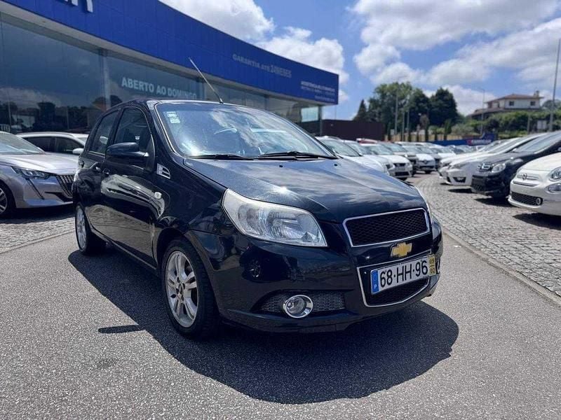 Preto Usado 2009 Chevrolet Aveo LS Citadino | € 4.380 (Preço justo) - Imagem 1/4