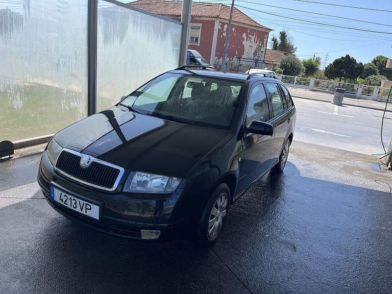 Usado 2003 Skoda Fabia Carrinha | € 1.000 (Super Preço) - Imagem 1/4