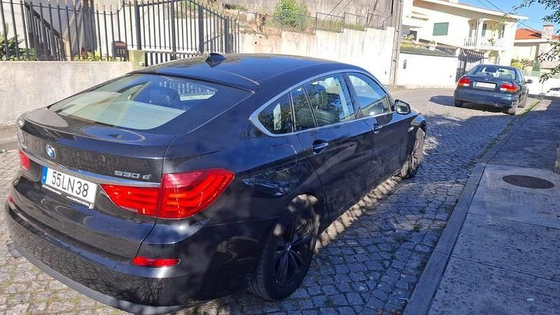Preto Usado 2011 BMW 530 | € 17.500 - Imagem 1/4