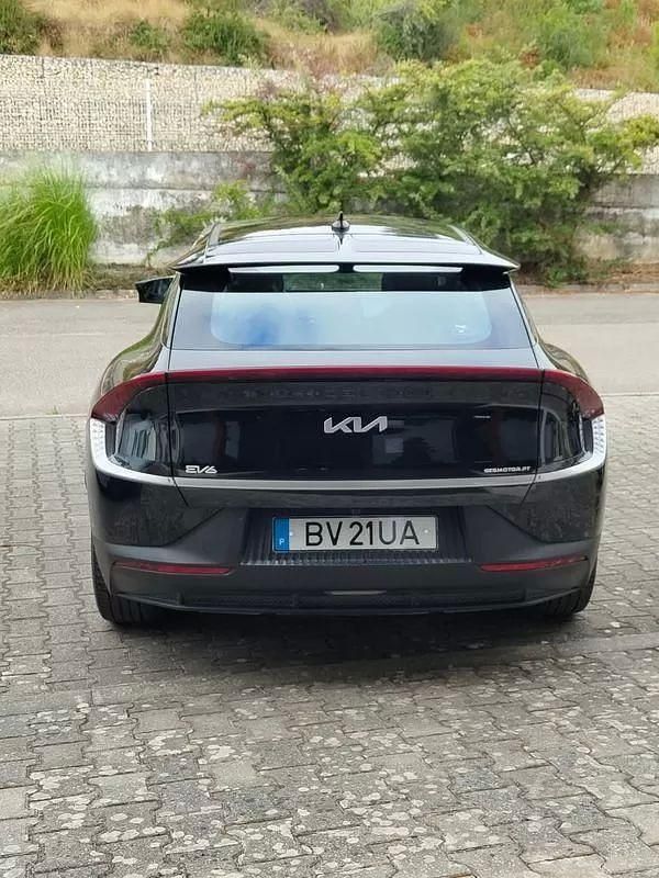 Usado Kia EV6 168 kW (229 HP) 2024 Preto SUV