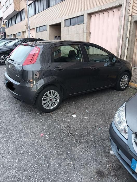 Usado 2008 Fiat Grande Punto Citadino | € 3.500 (Bom preço) - Imagem 1/4