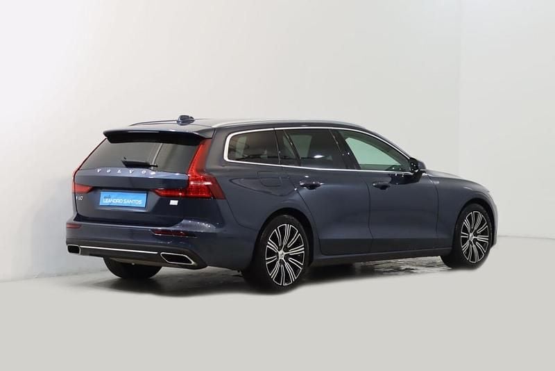 Usado Volvo V60 340 HP (250 kW) 2022 Azul Carrinha