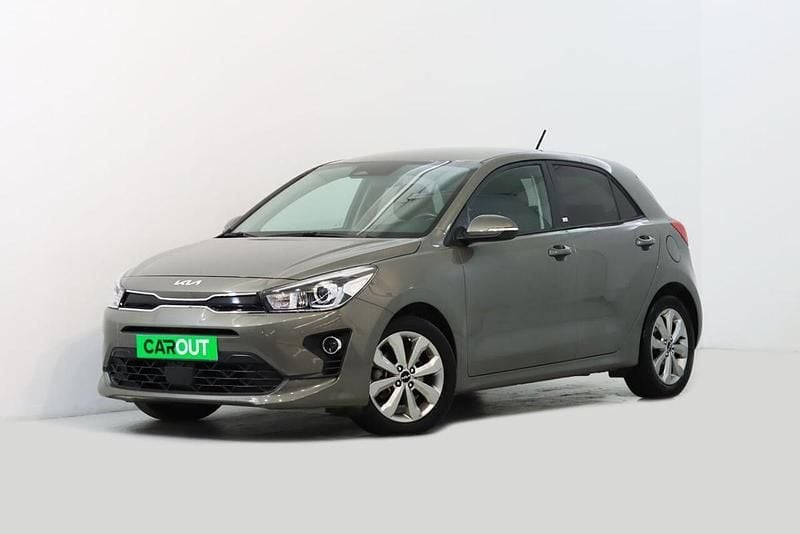 Verde Usado 2023 Kia Rio | € 14.900 (Preço justo) - Imagem 1/4