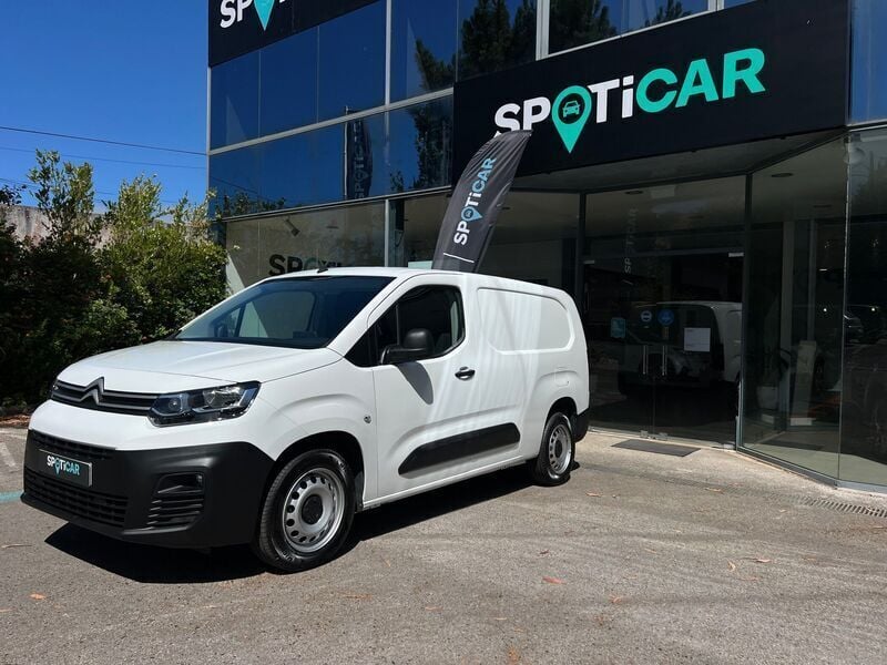 Branco Usado 2021 Citroën Berlingo Feel Monovolume | € 13.550 (Bom preço) - Imagem 1/4