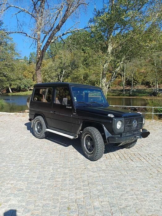 Usado Mercedes G300 88 HP (64 kW) 1981 SUV