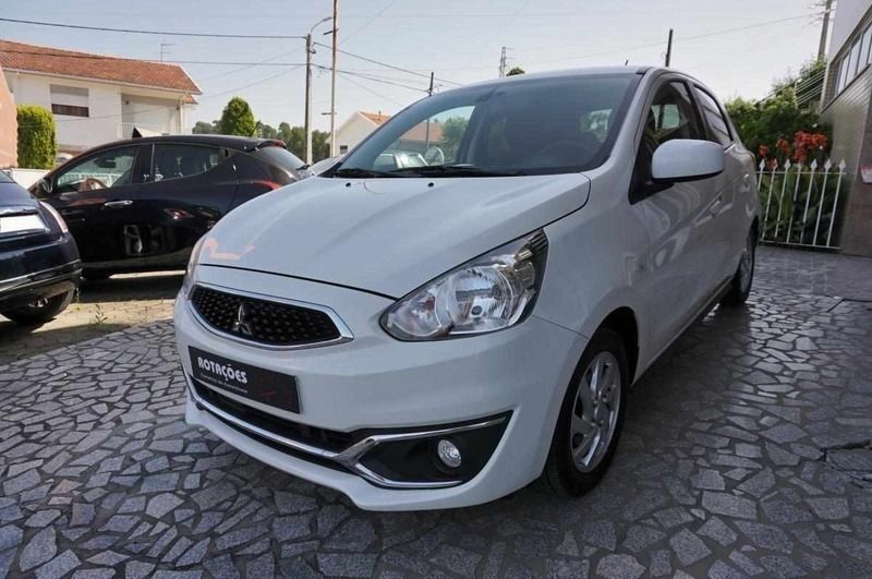 Branco Usado 2016 Mitsubishi Space Star | € 9.450 (Preço elevado) - Imagem 1/4