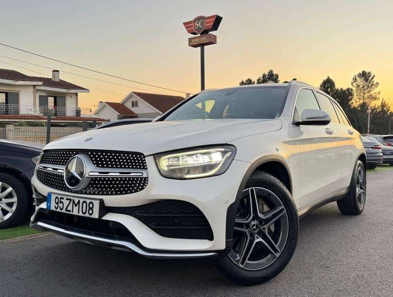 Branco Usado 2019 Mercedes GLC220 SUV | € 39.950 (Preço justo) - Imagem 1/4