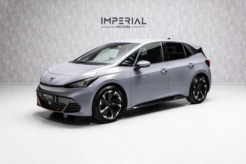Cinza Usado 2023 Cupra Born Citadino | € 28.950 (Caro) - Imagem 1/4
