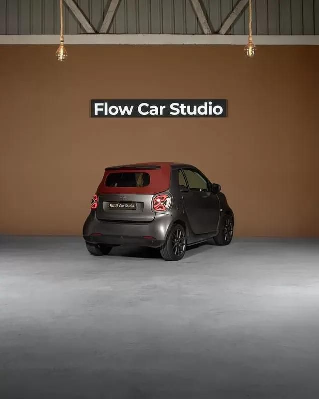 Usado Smart ForTwo Electric Drive Brabus 60 kW (82 HP) 2020 Cinza antracite Cabrios
