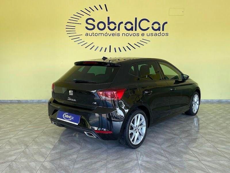 Usado Seat Ibiza 110 HP (80 kW) 2023 Preto Citadino