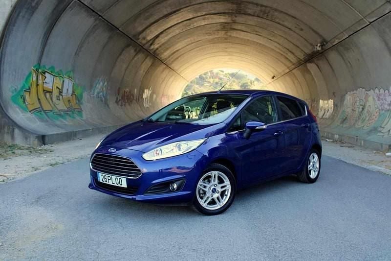 Azul Usado 2015 Ford Fiesta Citadino | € 12.990 (Preço elevado) - Imagem 1/4