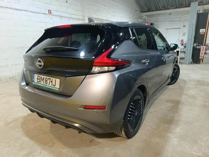 Usado Nissan Leaf N-Connecta 110 kW (150 HP) 2024 Cinza Citadino