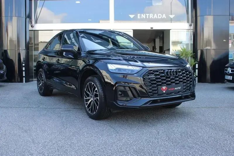 Preto Usado 2022 Audi Q5 Sportback S-Line SUV | € 59.900 - Imagem 1/4