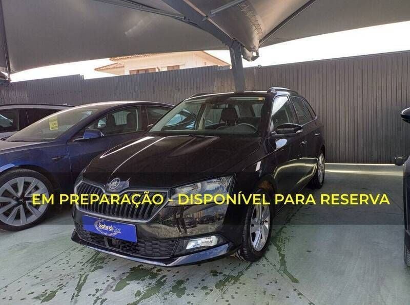 Preto Usado 2022 Skoda Fabia Ambition Carrinha | € 15.000 (Preço justo) - Imagem 1/2