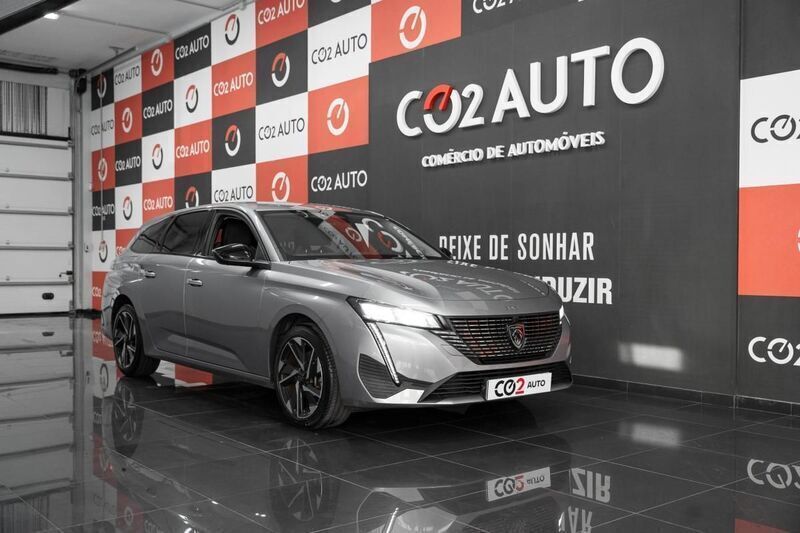 Cinzento Usado 2024 Peugeot 308 Carrinha | € 25.900 (Preço justo) - Imagem 1/4
